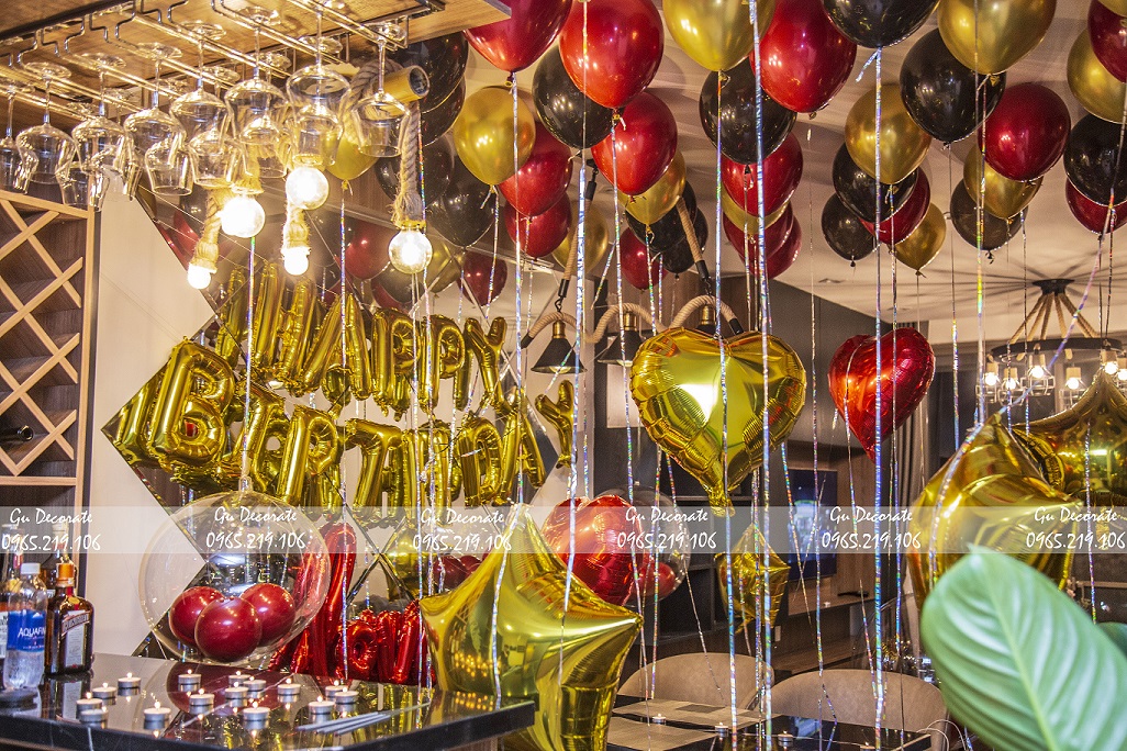 Không gian tổ chức sinh nhật vô cùng ngọt ngào như thế này chắc chắn sẽ làm người yêu bạn hạnh phúc